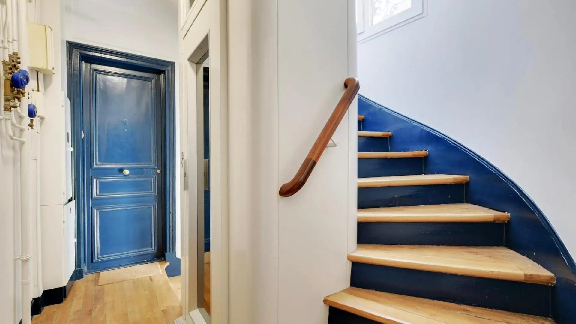 Marais - Rosiers Charming Apartment 2 Peoples パリ フランス
