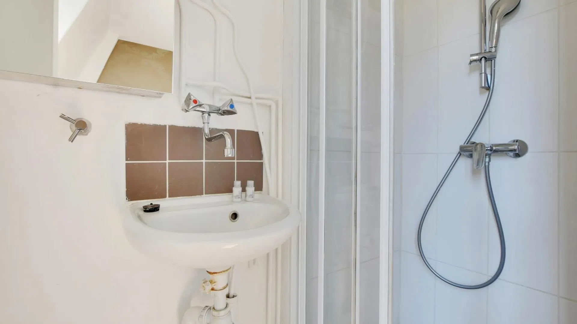 Marais - Rosiers Charming Apartment 2 Peoples Paris